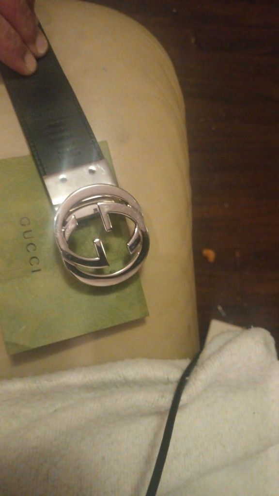 GUCCI belt BUCKLE ONLY (Reversible)