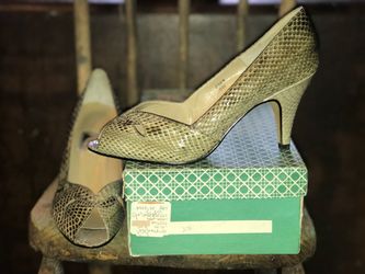 Womens snake skin heels