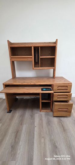 Free Computer desk