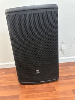 JBL Eon 715