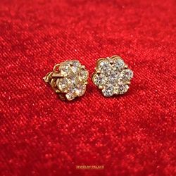 Vvs 1.94 CTW flower Diamond in 14K gold earring
