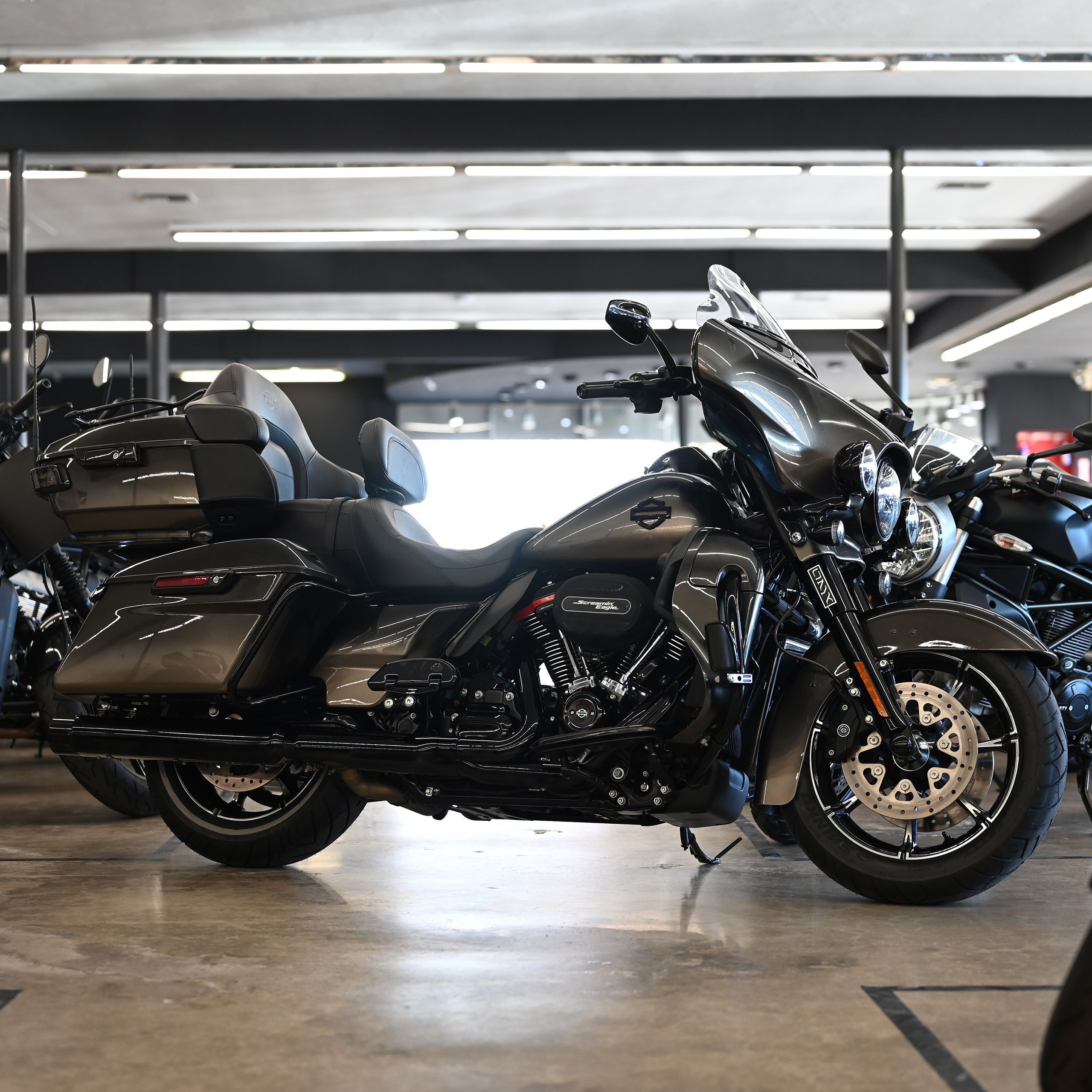 2018 HARLEY DAVIDSON STREET GLIDE LIMITED CVO