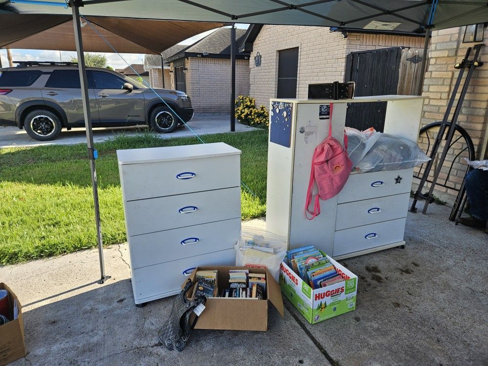 Twin Bed With Furniture