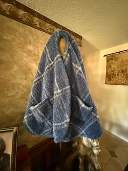 Bershire slate blue Poncho with pockets