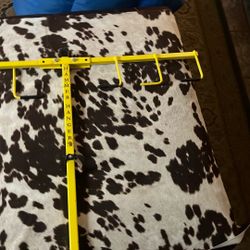 Hammer Hangar Bow Stand