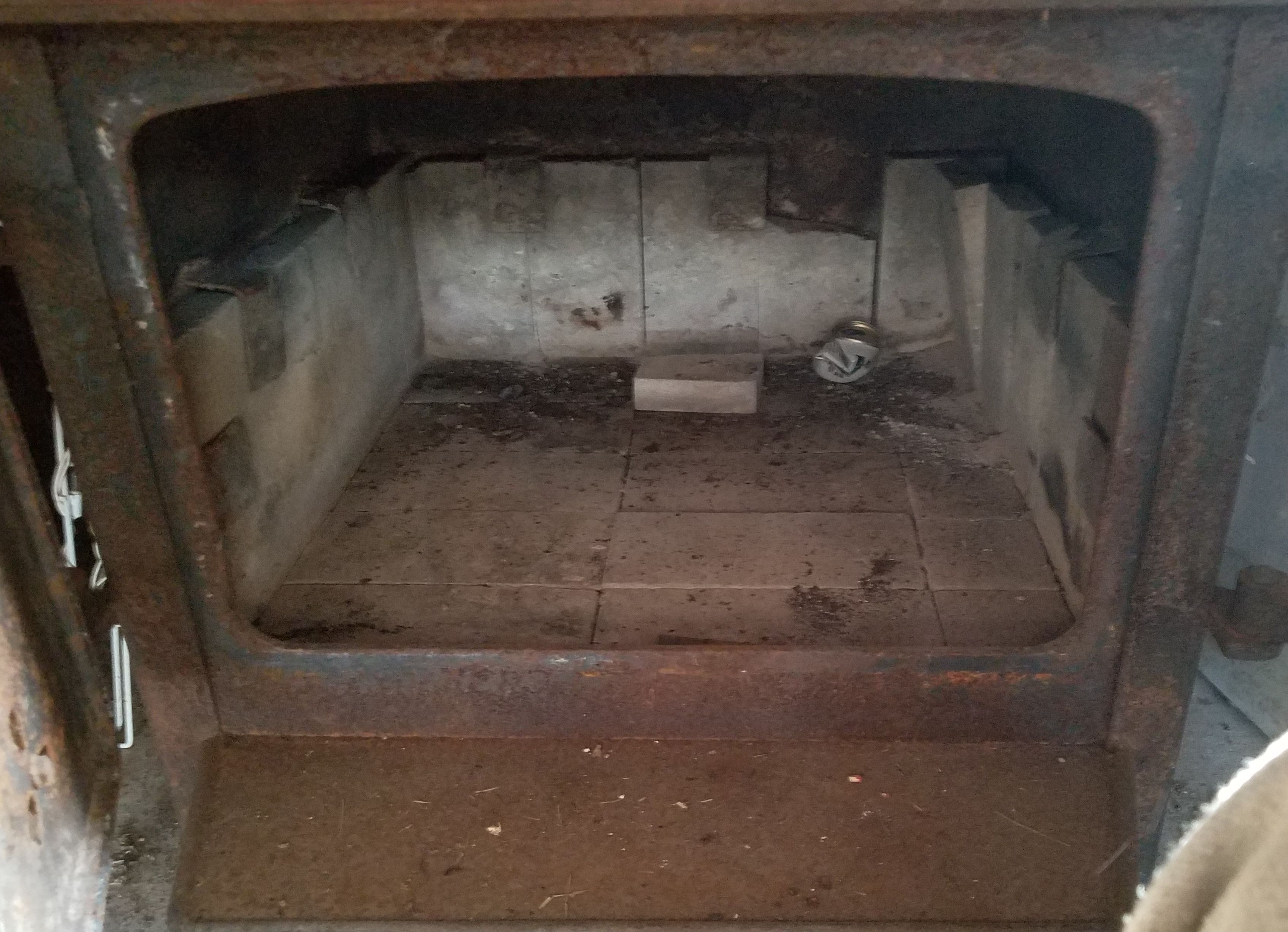 Old Cast Iron Fire Boss Wood Stove for Sale in Kutztown, PA - OfferUp