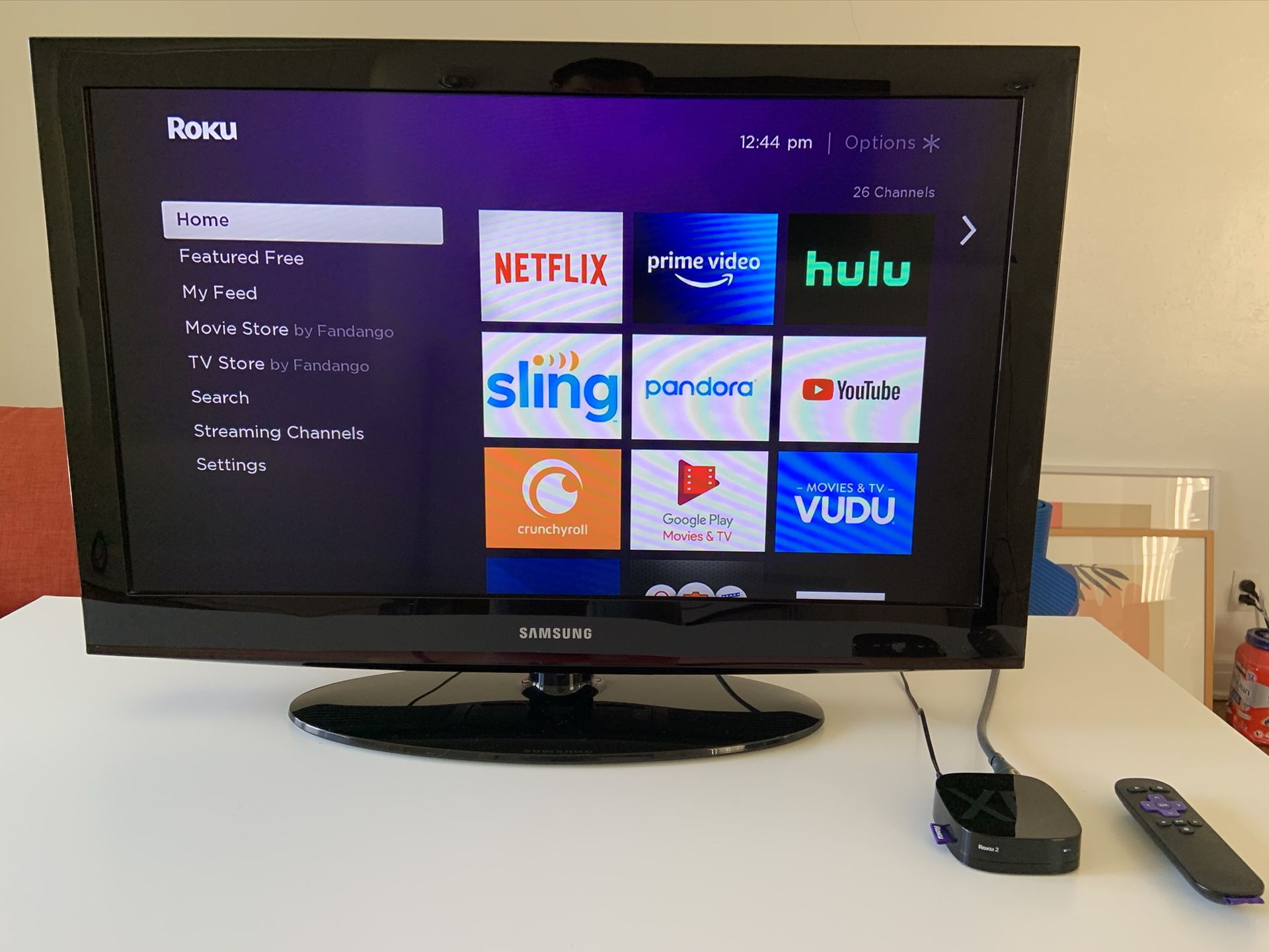 Samsung 32” HDTV + Free Roku & HDMI