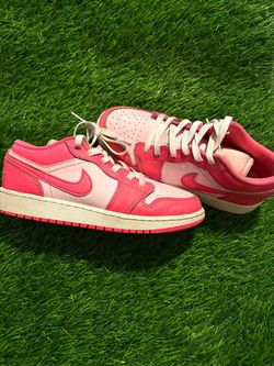 Jordan’s kid size 5y used no box