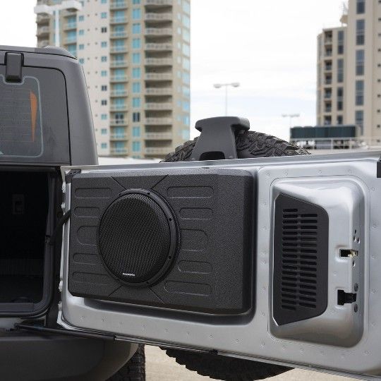 STINGER Single 12" 800W Subwoofer Enclosure Fits Bronco Or Jeep