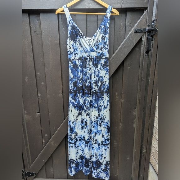 Blue & White Paint Splatter Design Maxi Dress - Size small Like New