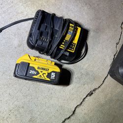 Dewalt 5Ah Battery And Charger 