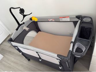 Baby crib