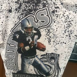 Raiders Bo Jackson shirt