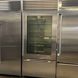 SUB ZERO 36”WIDE BUILT IN BOTTOM FREEZER GLASS VIEW