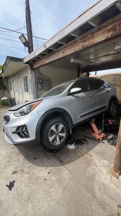 Kia Niro 2020 parts