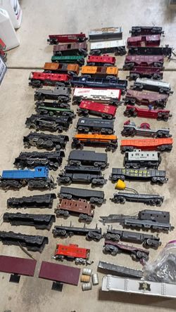 Vintage Lionel Trains and Accessories