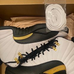 Royalty Taxi 12s