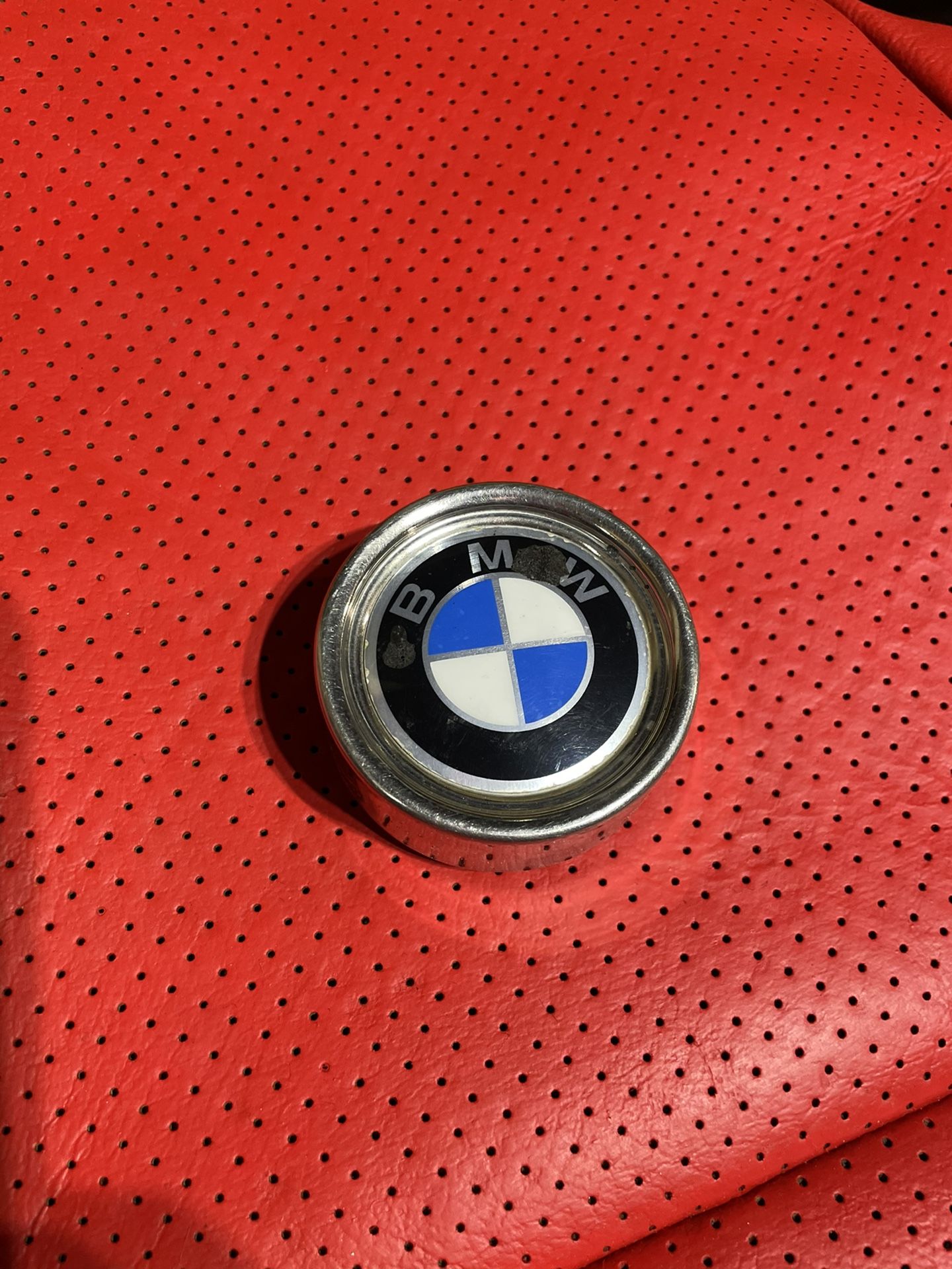 BMW E30 Bottle Cap Wheel Center Cap