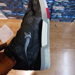 Louis Vuitton Monogram 