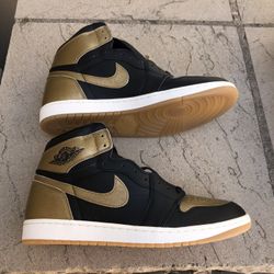 New Nike Air Jordan 1 Retro High OG Black Metallic Gold Men’s 14