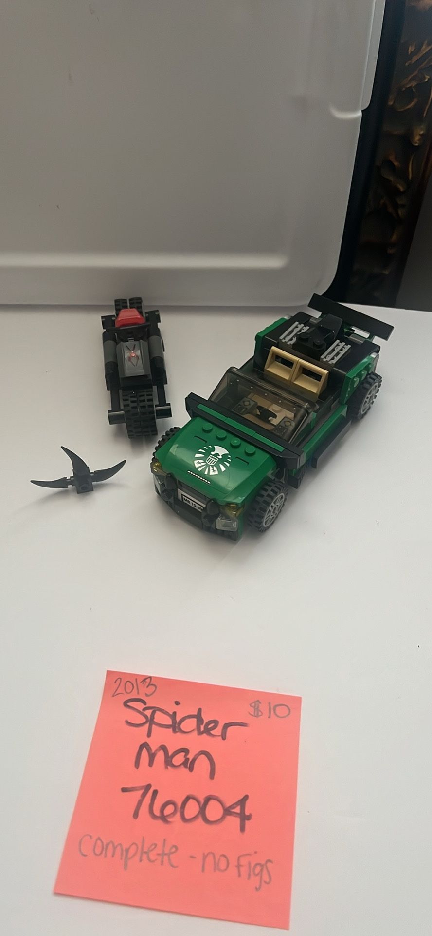 Retired 2013 Spider-Man Lego 76004
