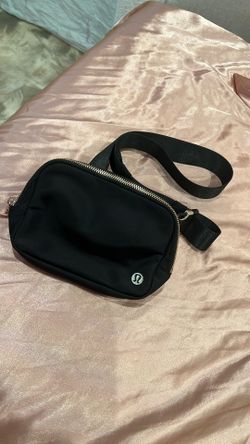 Lululemon Fanny 