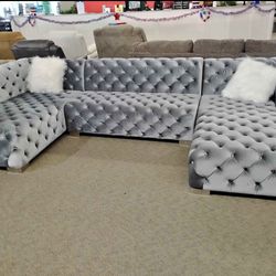 Brand new sectional in box- shop now pay later- clearance sale. 