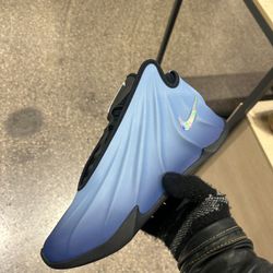 Nike GT Future Wale Valor Blue (sz9) brand new 100% authentic