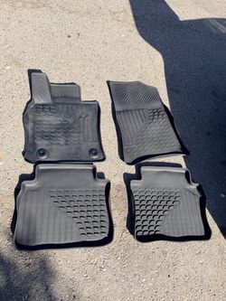 Toyota Camry All-Weather Floor Mats – 2018–2024