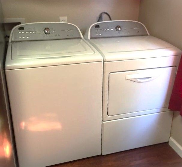 Washer Dryer Set from GE