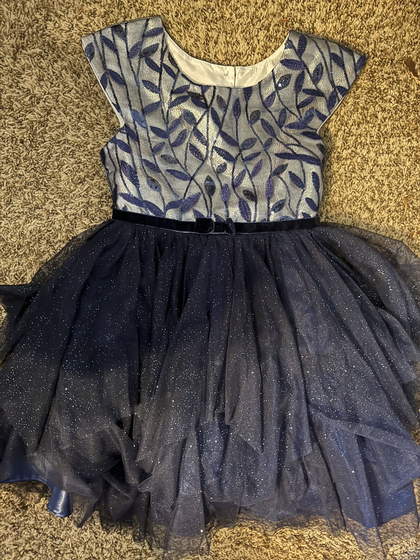 Girls Size 7 Sparkly Blue Dress