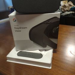 Like New - Google Daydream View VR Headset Thumbnail