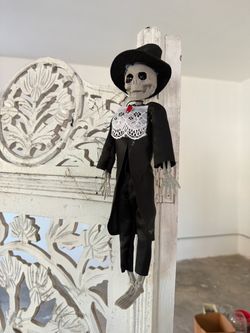 Skeleton Figure in Tuxedo and Top Hat