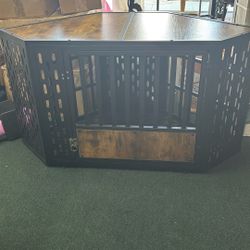 LARGE DOG CRATE