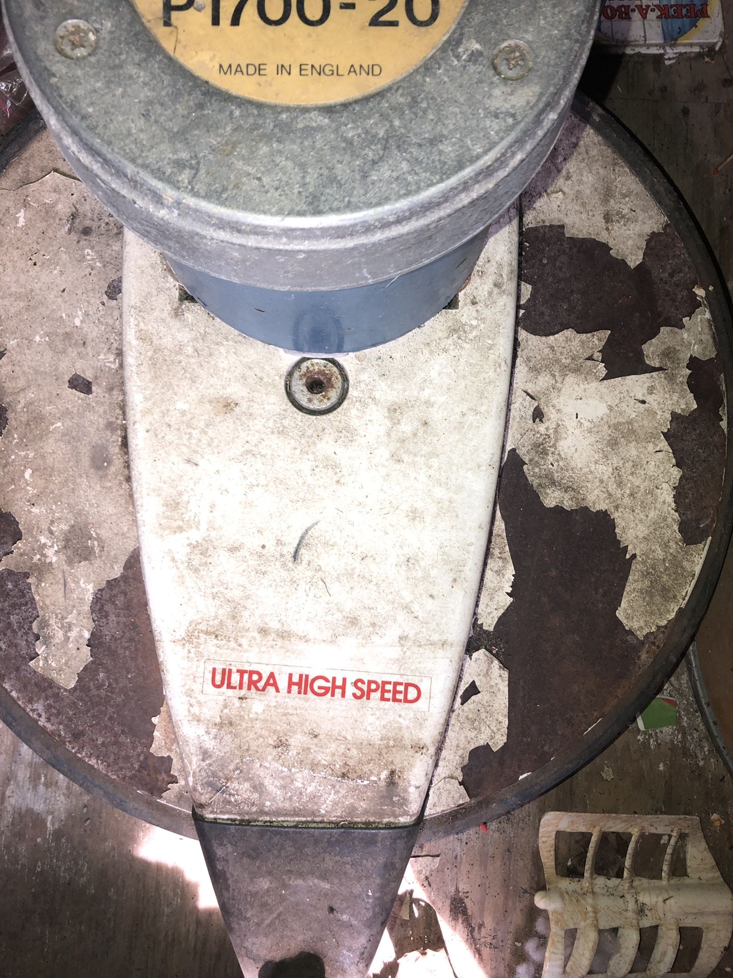 ULTRA HIGH SPEED Windsor Lightning 20 Inch 1500 Floor Burnisher Buffer Excellent condition nothing wrong with it great for small business or your own