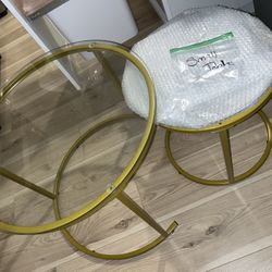 Must Go! Glass Side Table Set