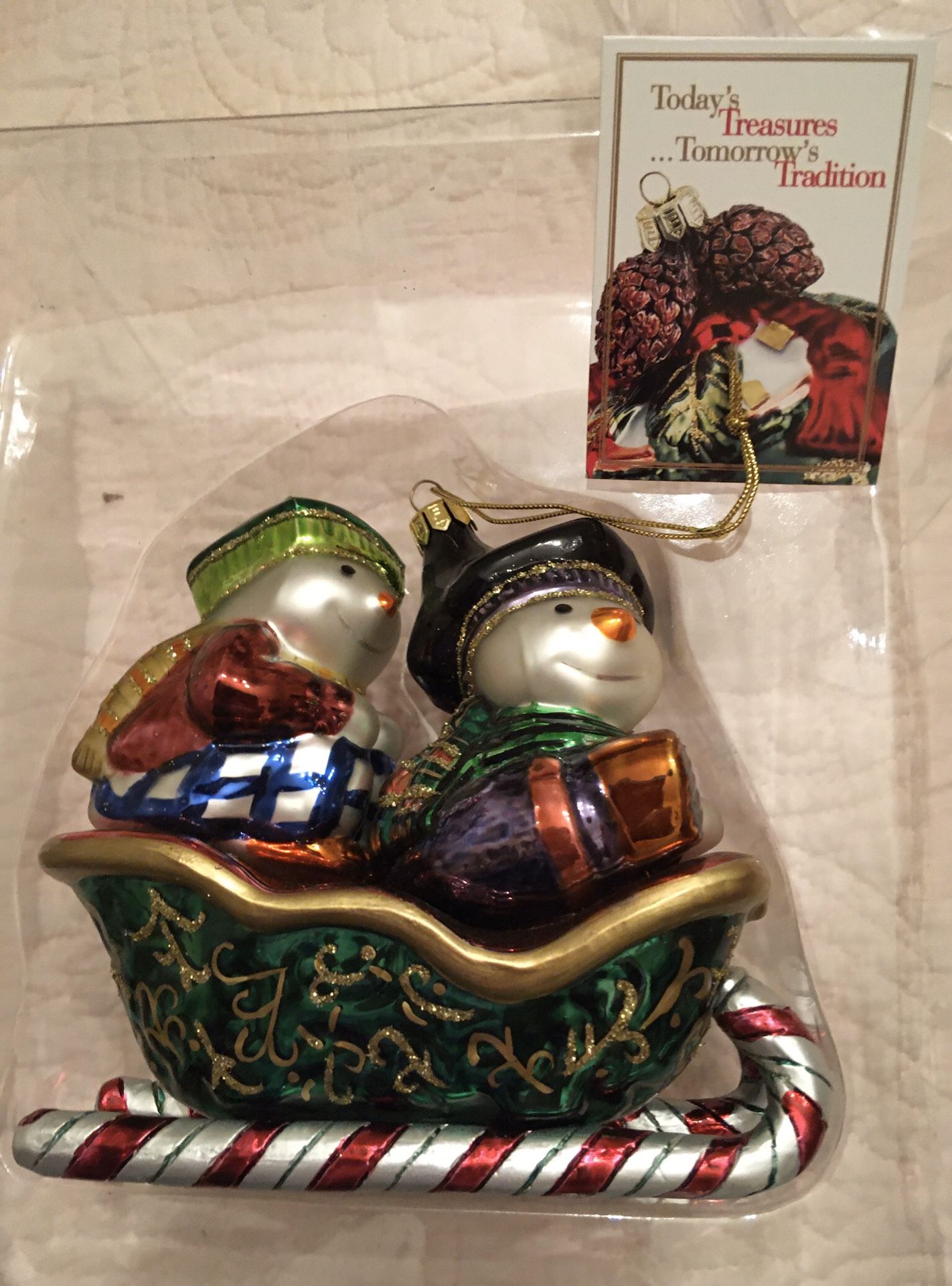 Fitz and Floyd glass Christmas Ornament “Snow Kids on Sleigh” collectible!