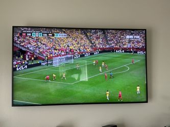 75” Samsung Flat screen TV
