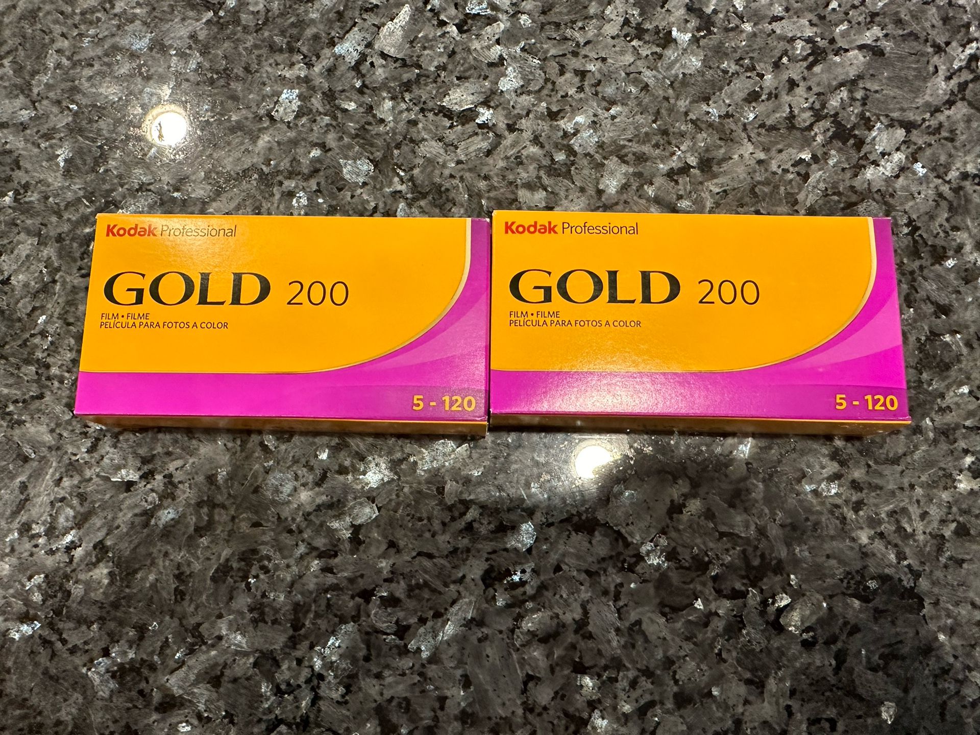 Kodak Gold 200 - 120 Film Format 