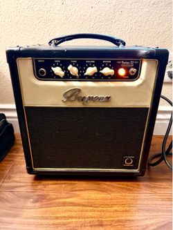 Bugera V5 Guitar Tube Amp