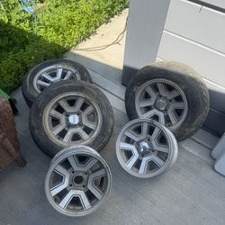 TOYOTA CELICA SUPRA 14 INCH WHEELS RIMS 4 CAPS