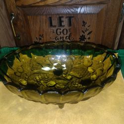 Vintage 💚 Green Glass Indiana Grape 🍇 Bowl For Sale.