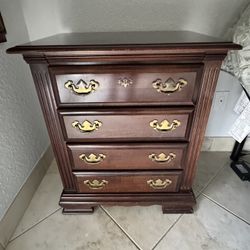 Dresser And 2 Night Stands 
