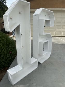 Number marquees