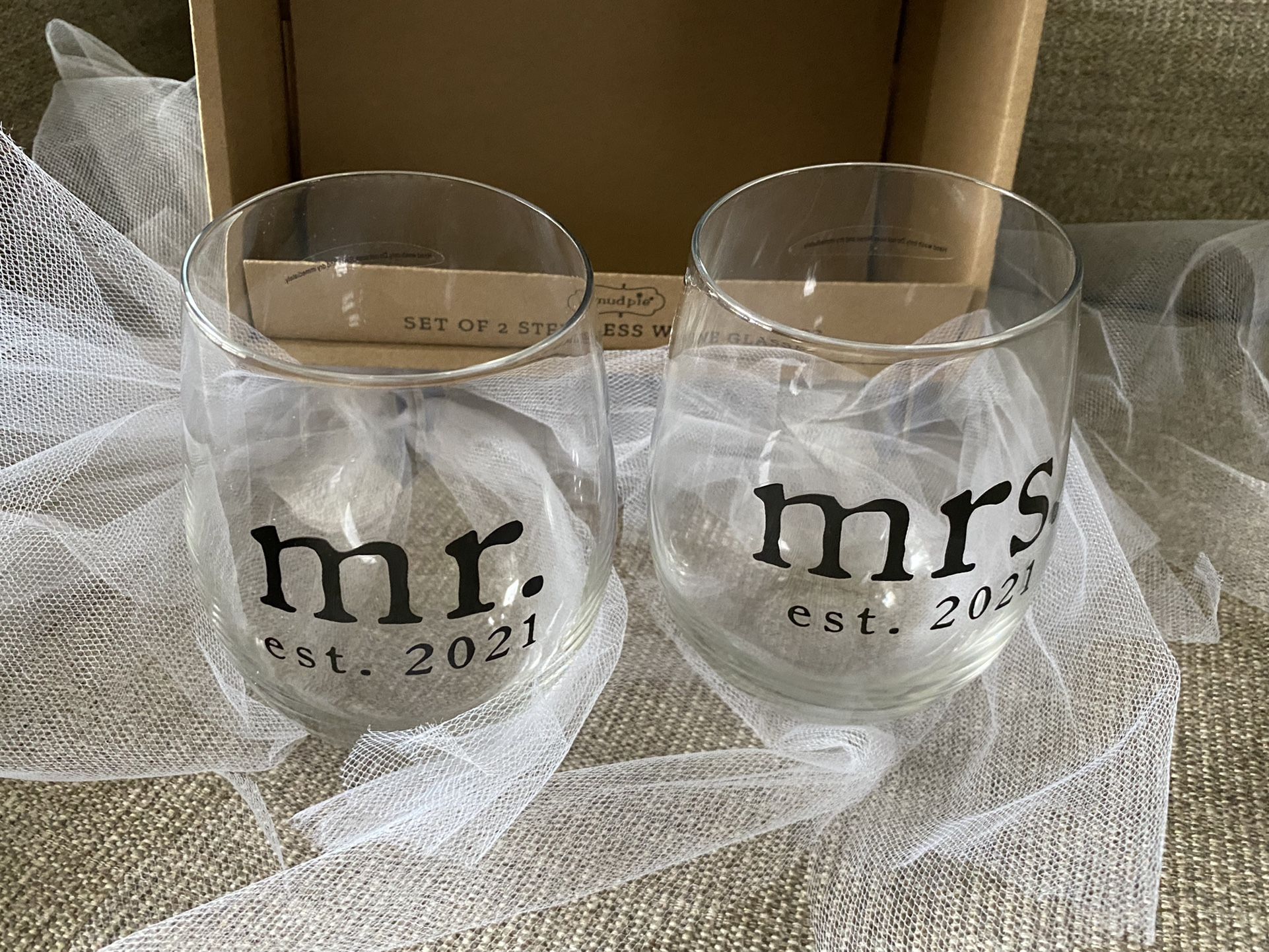 2021 Mr. &Mrs. Stemless Wine Glasses