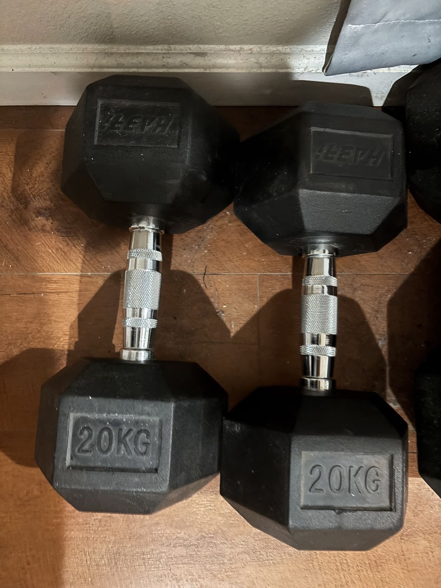 Pair of 44 Lbs dumbbell
