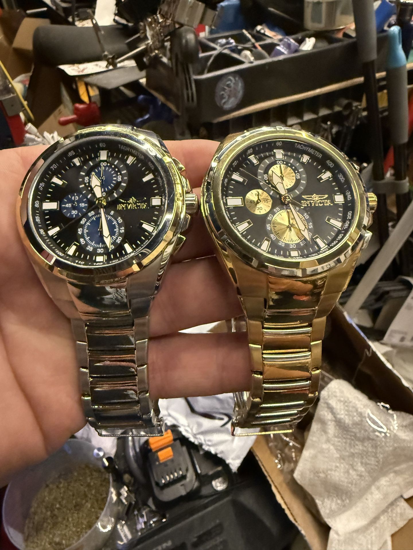 Like New Invicta Watches! Gold Tone And Silver Tone