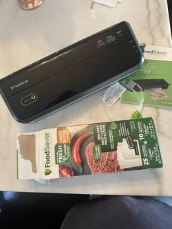 FoodSaver Vacuum Sealer