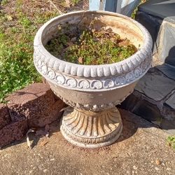 Concrete Flower Pot Urns 