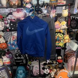 Nike Hoodie and pants set kids size 6M